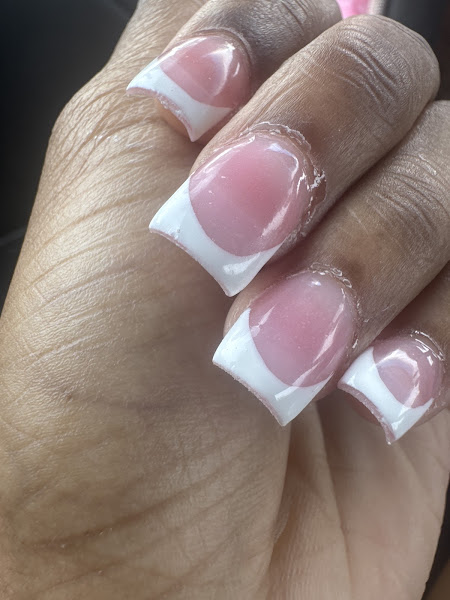Grand LV Nails and Spa 3
