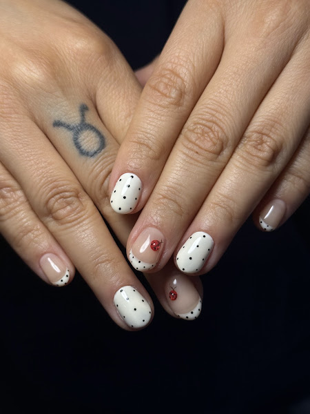 Care Nail Studio 2