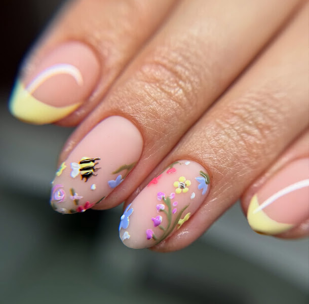 Care Nail Studio 3