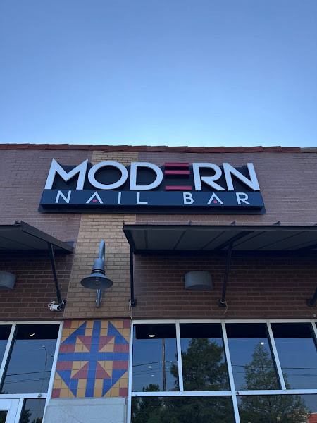 Modern Nail Bar