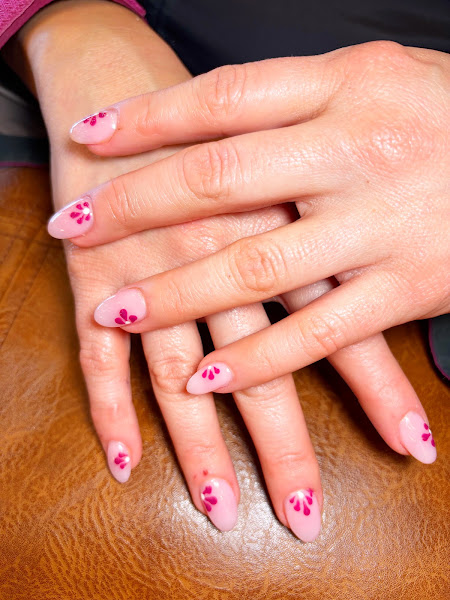 Skyline Nails & Spa