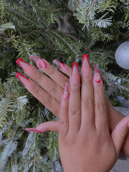 Viora Nails