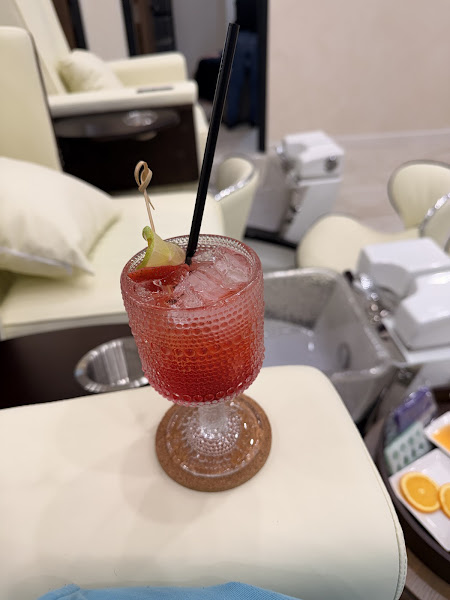 Reno Nail Bar 4