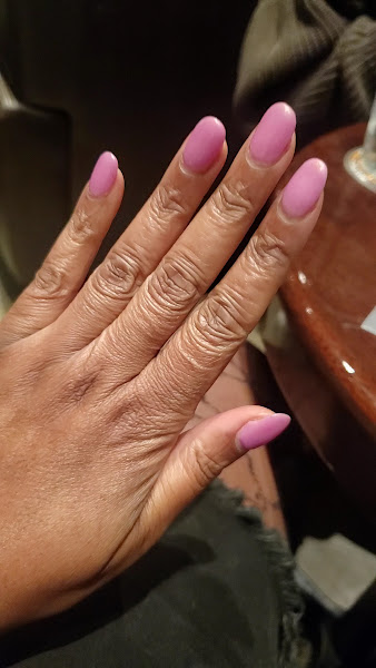 Billion Nail Bar - Bedford 2