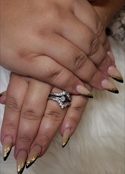 Bally's Nail Bar - Veteran-owned 2