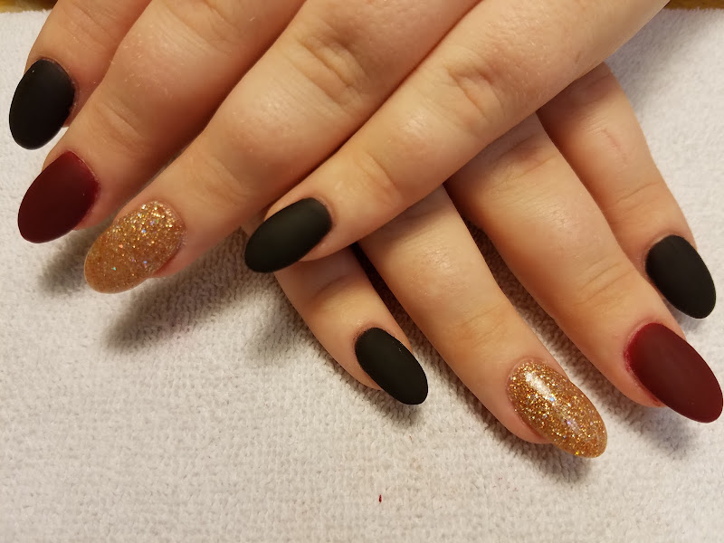 Luxury Nails & Spa (Target Shopping Center)