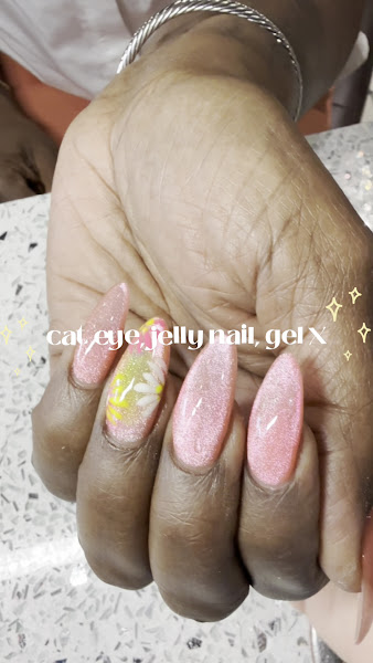 Luxury Nails & Spa (Target Shopping Center) 2