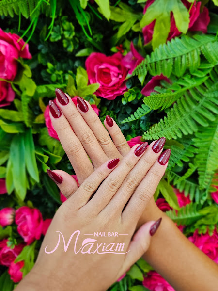 Maxiam Nail Bar