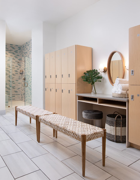 Hiatus Day Spa • Med Spa 2