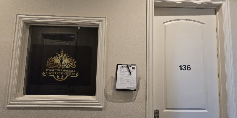 Royal Thai Massage And Wellness Center llc 3