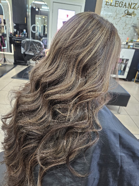 Rayitos Beauty Salon & Barber Shop