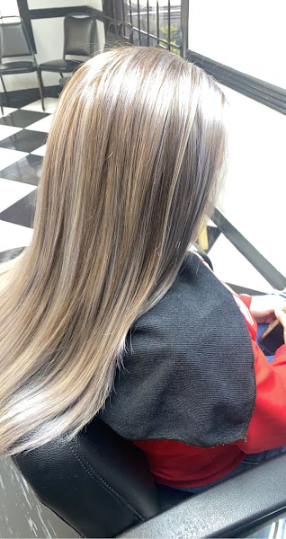 Yesi’s Beauty Salon 4