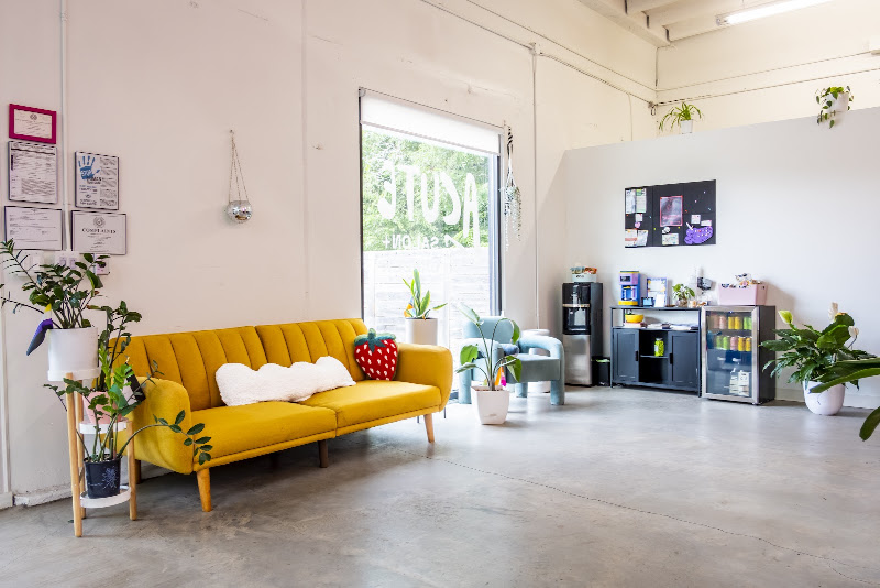 Acute Salon 3