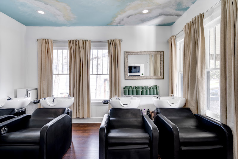 Parlor E11evin 2