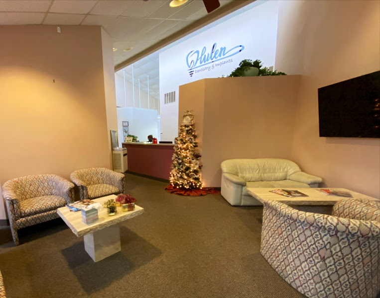 Hulen Dentistry & Implants