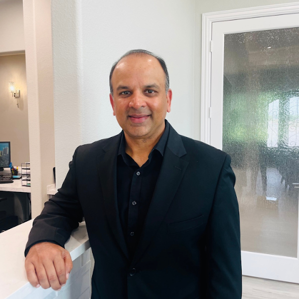 Chinmay Davé, DDS