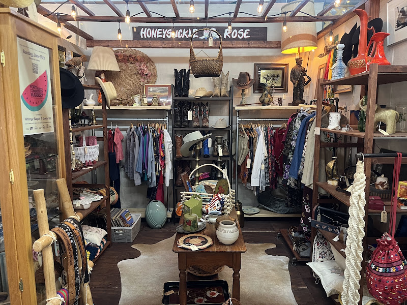 Montgomery Street Antique Mall 3