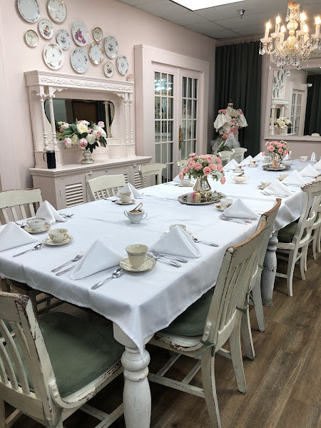 Ellie's Café & Tea Room 5