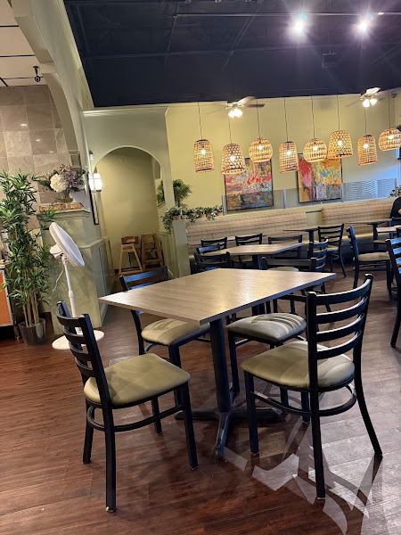 Saucy's Thai & Pho - Plano 4