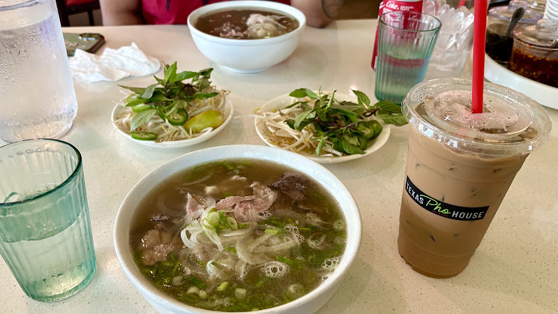 Texas Phở House 2