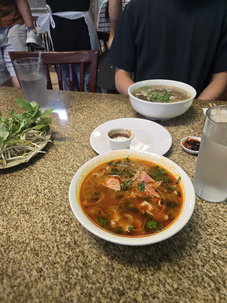 Pho Crystal 2