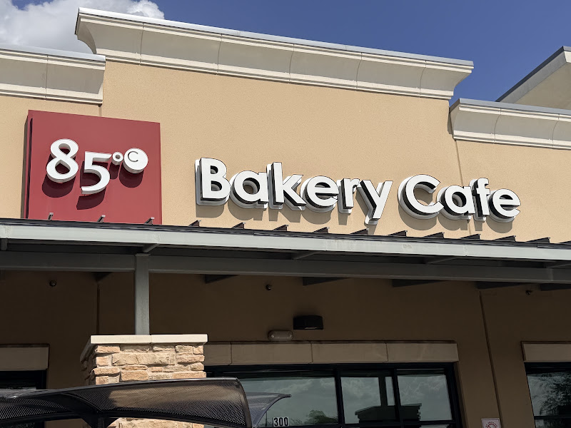 85°C Bakery Cafe - Frisco 3