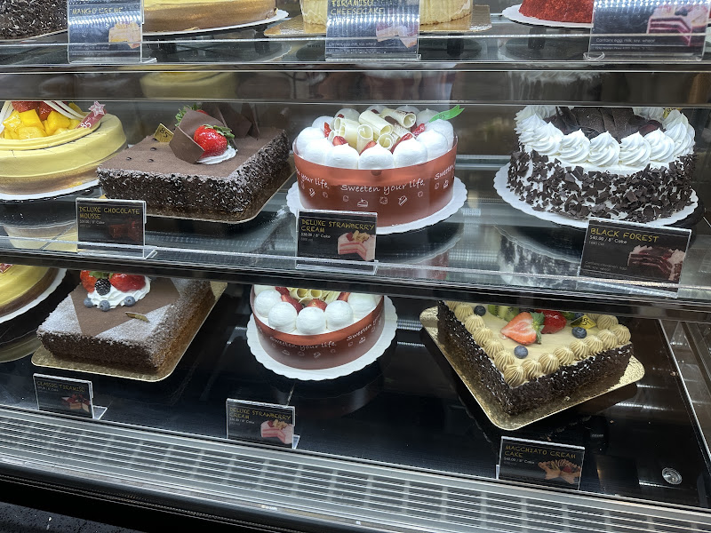 85°C Bakery Cafe - Frisco 5