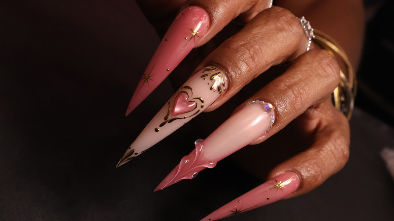 Iris Nails 3