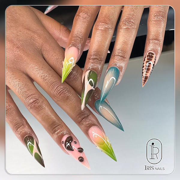 Iris Nails 4