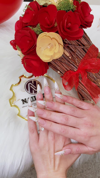 NAIL ISLE 2