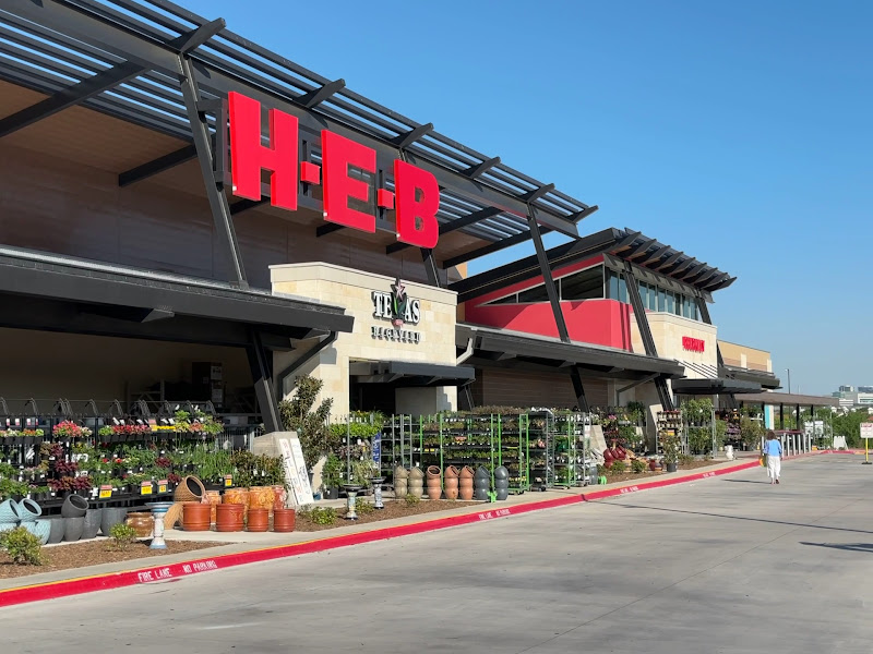 H-E-B 3
