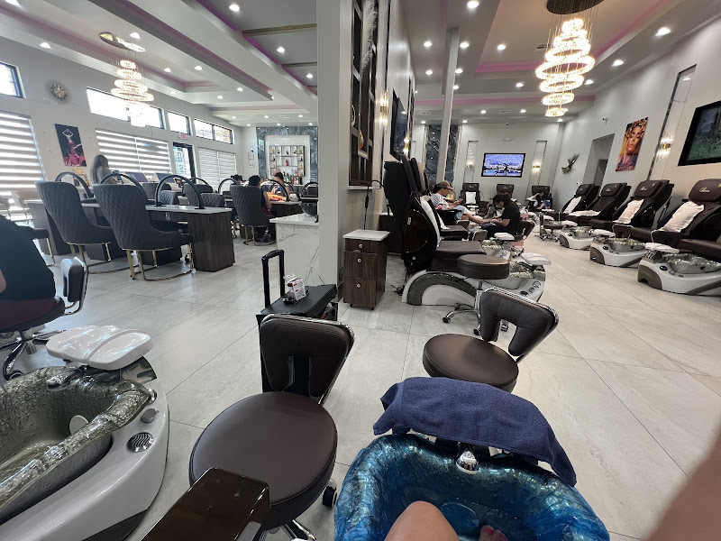 Beacon Nail Bar 3