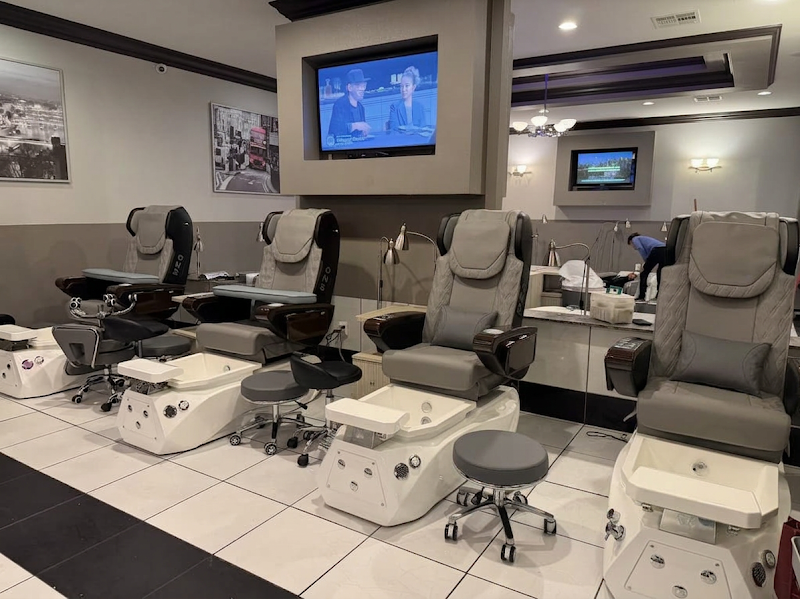 Stunning Nail Spa