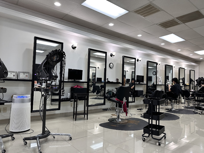 Pika Pika Hair Salon 5