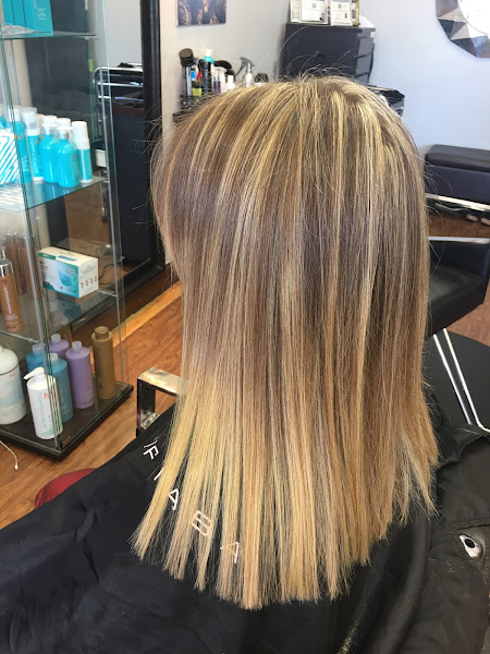 Aesthetic Hair Salon 5
