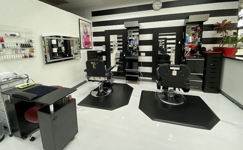 NANCY BEAUTY SALON 3