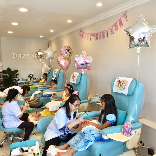 Daze Spa & Salon 2