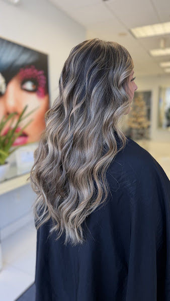 Molly Bun Salon 3