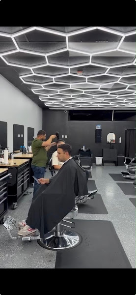 Fresh Me Up Barbershop 5