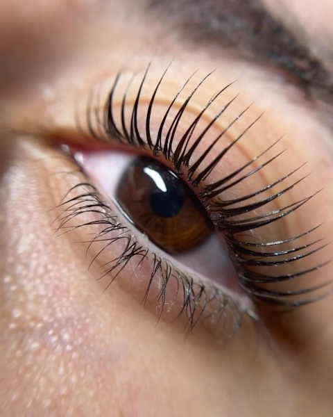 Fluffy Lashes Studio 3