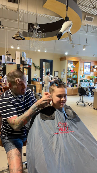 Chance Charles Salon 5
