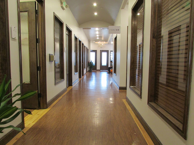 PLAZA PARK SALONS 4