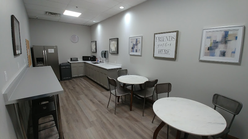 PLAZA PARK SALONS 5