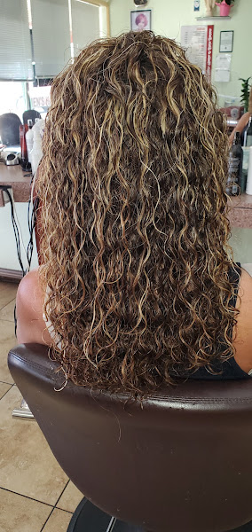 California Hair & Nails 2