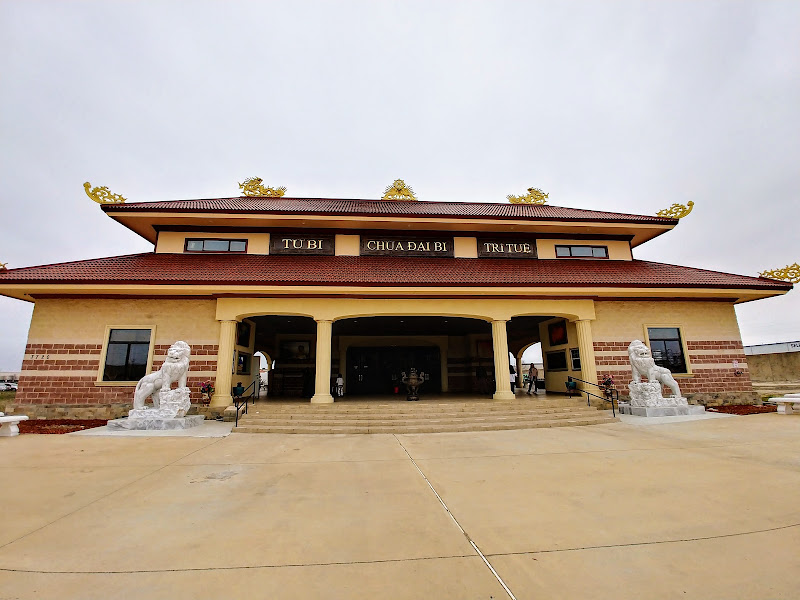 Compassion Buddhist Temple ( CHUA DAI BI ) 3