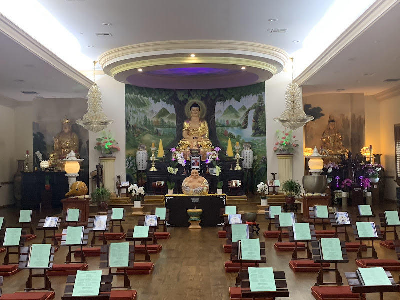 Compassion Buddhist Temple ( CHUA DAI BI ) 4