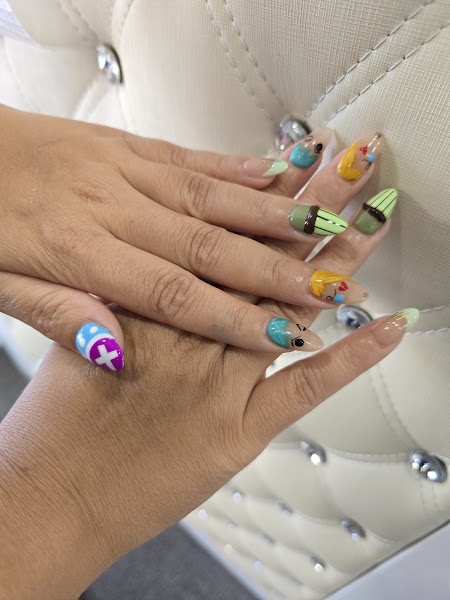 Forever Nails & Spa 3