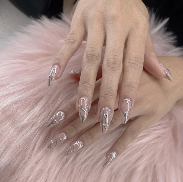 The 90's Nail Bar 3