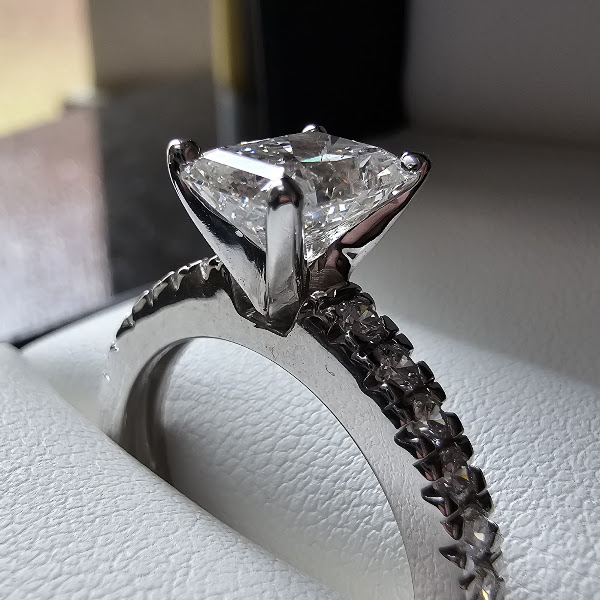 Quikset Jewelry Repair 2