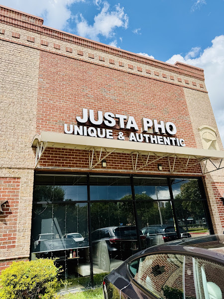 Justa Pho